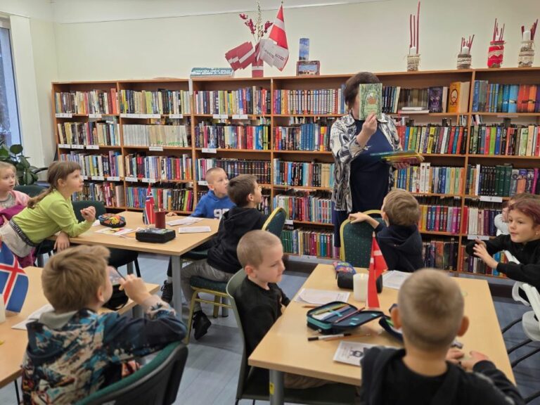 Rītausmas lasījums Vangažu pilsētas bibliotēkā